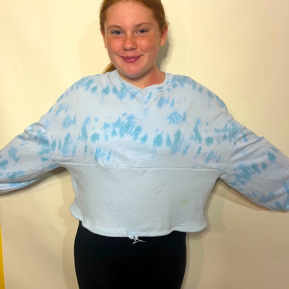 Blue Tie dye cropped sweatshirt women size L